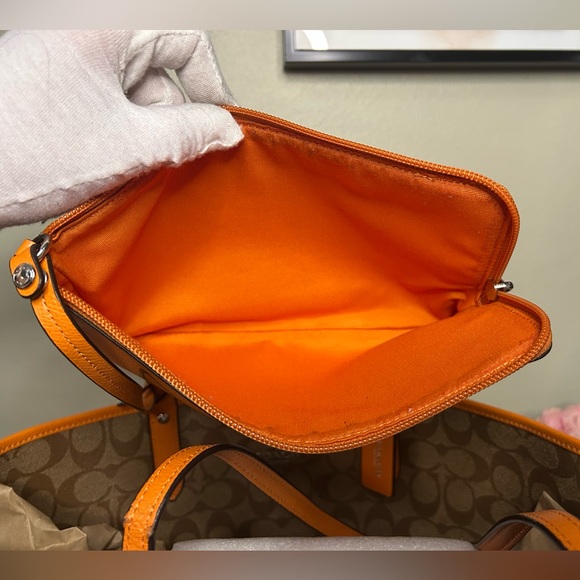 Coach Signature Reversible Tote Brown with Orange Trim and Pouch - Picture 15 of 16